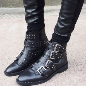 TOPSHOP Amy Studded Biker Boot